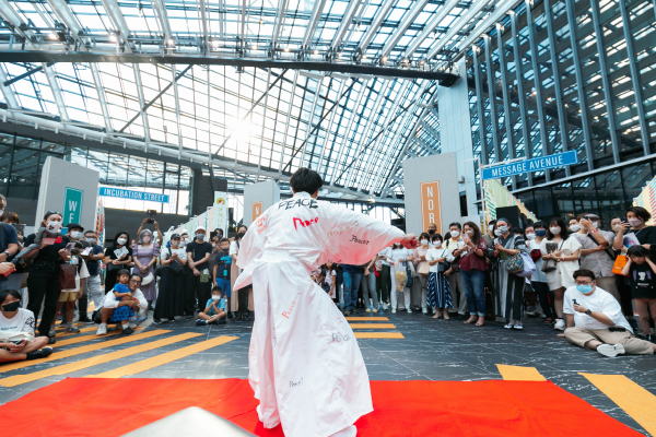 PERFORMIING CROSSING