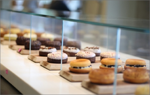 HOCUS POCUS (2/25・26)